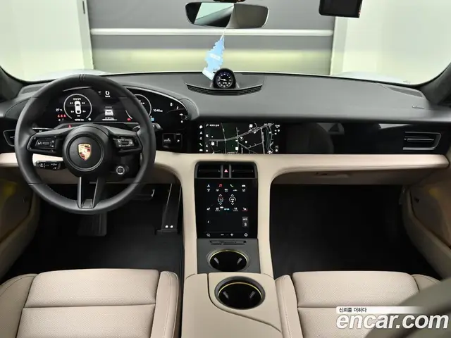 Porsche Taycan 2025 автомат (гидро), миниатюра 7