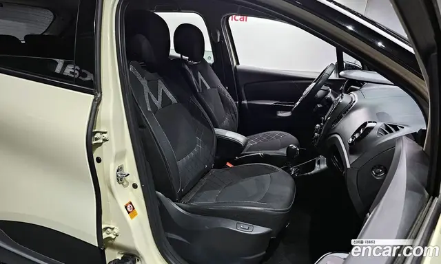 Renault (Samsung) QM3 2014 1.5 автомат (гидро), миниатюра 10 Renault (Samsung) QM3 2014 1.5 автомат (гидро), миниатюра 10