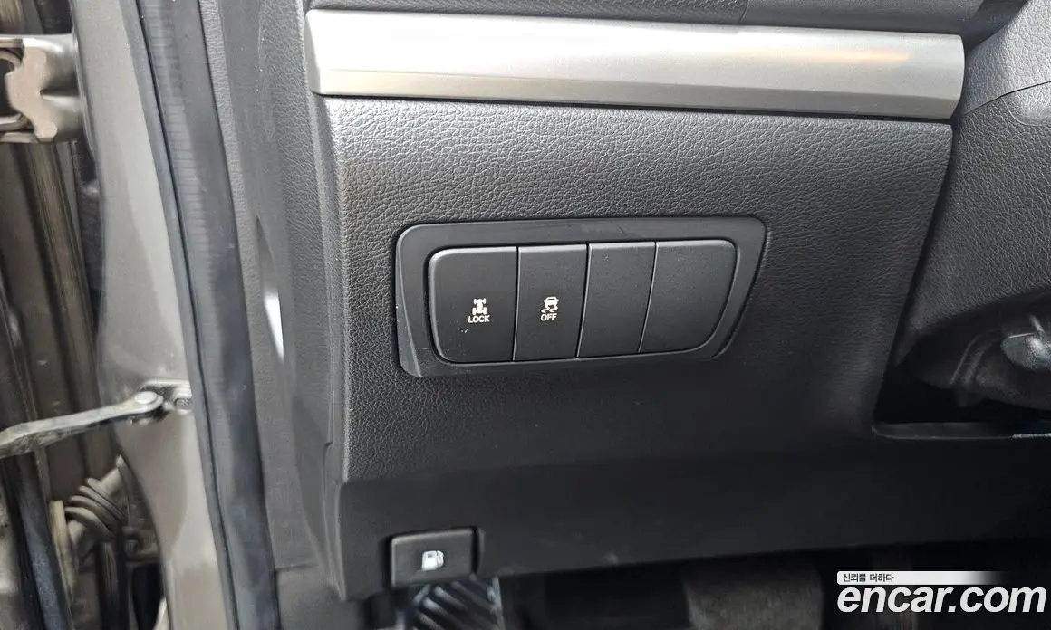 SsangYong Korando 2011 2.0 автомат (гидро), фото 18