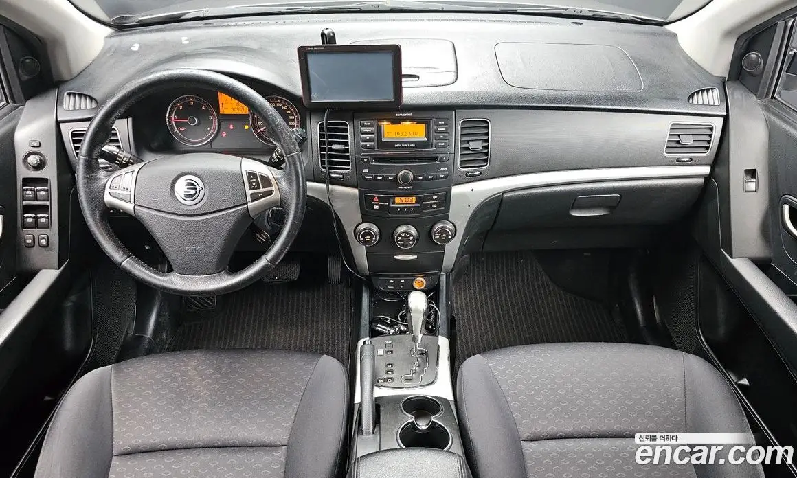 SsangYong Korando 2011 2.0 автомат (гидро), фото 7