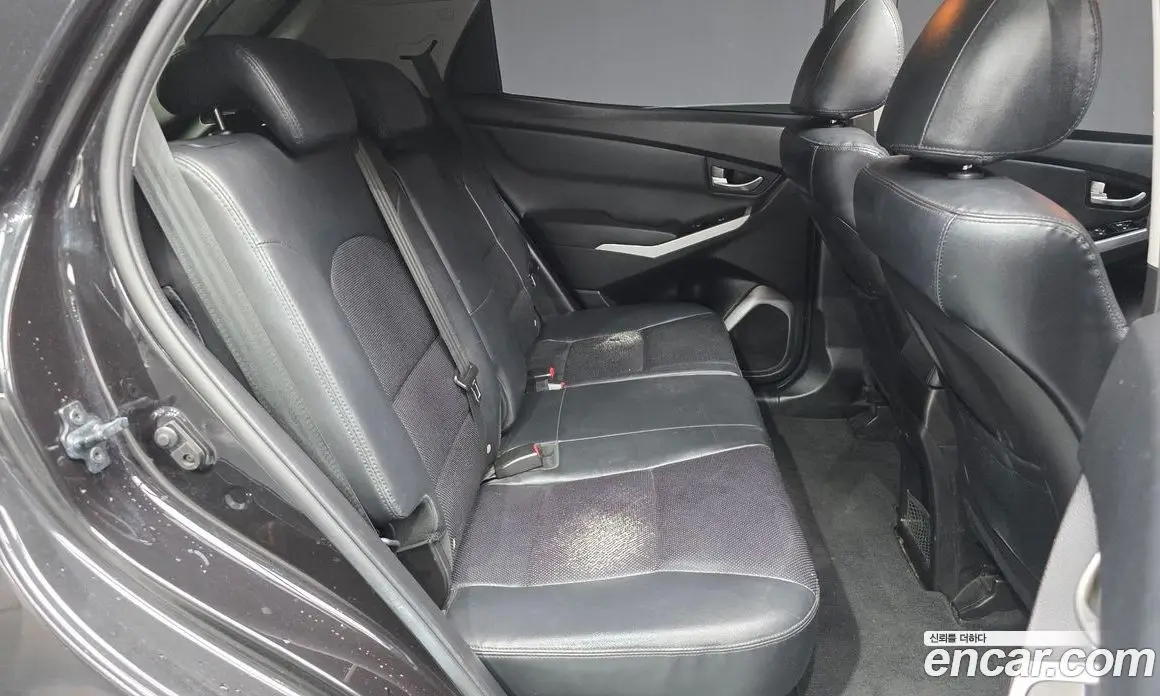 SsangYong Korando 2014 2.0 автомат (гидро), фото 12