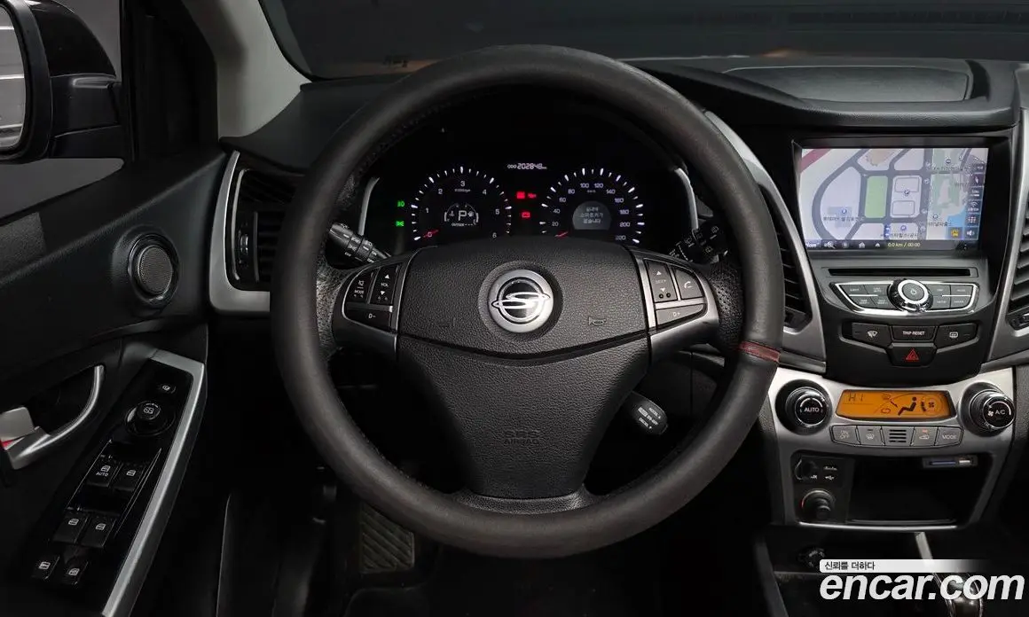 SsangYong Korando 2014 2.0 автомат (гидро), фото 13