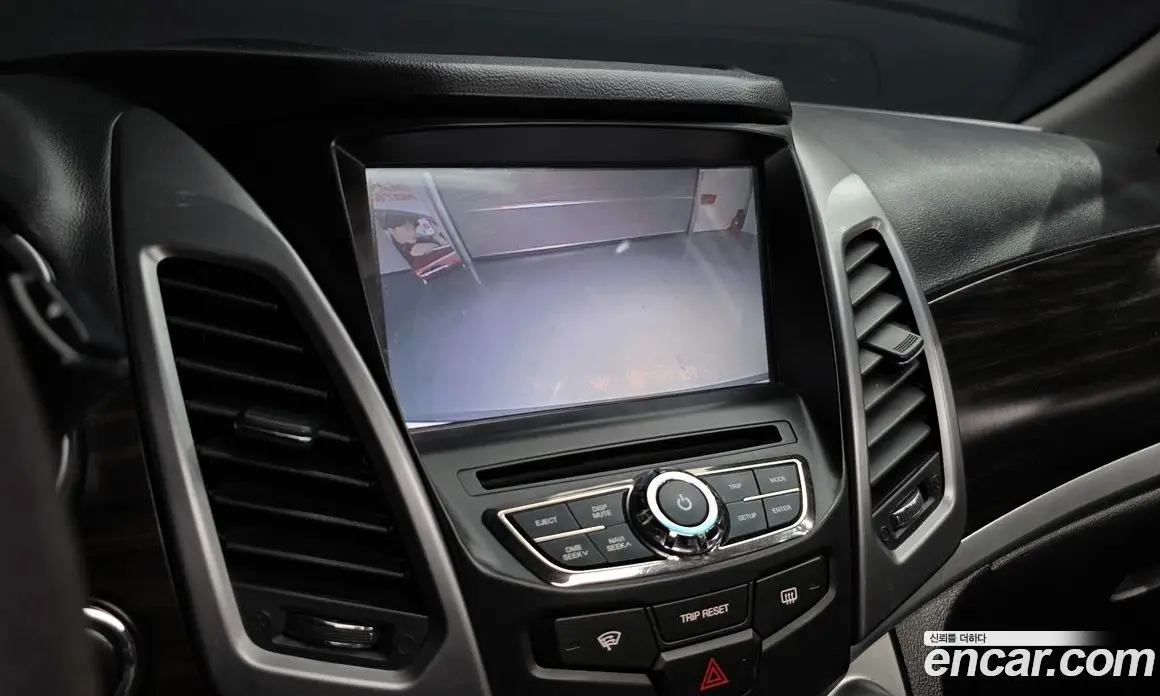 SsangYong Korando 2014 2.0 автомат (гидро), фото 16