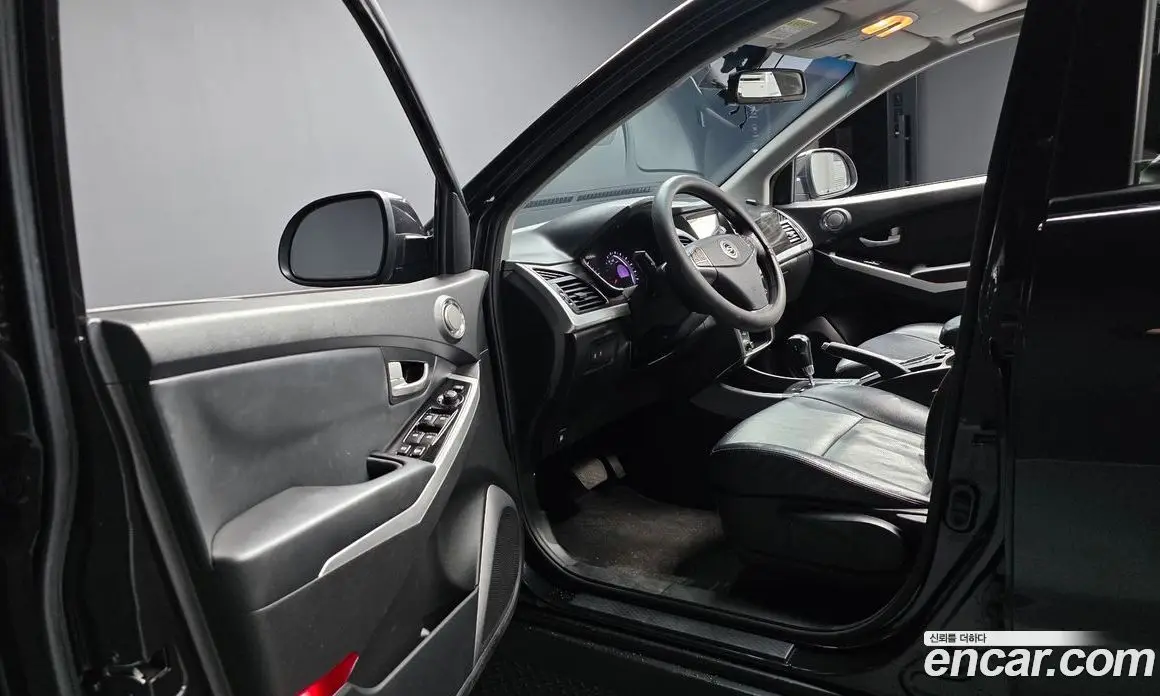 SsangYong Korando 2014 2.0 автомат (гидро), фото 10