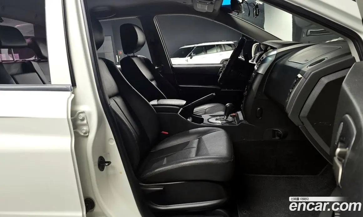 SsangYong Korando 2017 2.2 автомат (гидро), фото 11