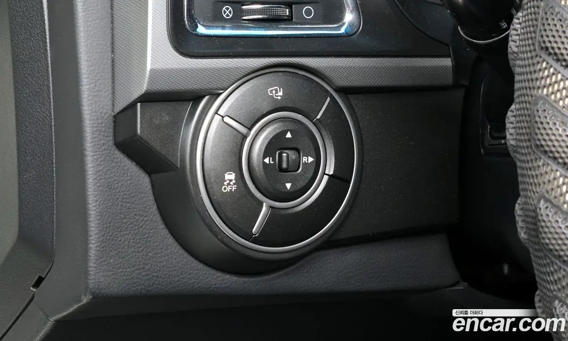 SsangYong Korando 2017 2.2 автомат (гидро), фото 14