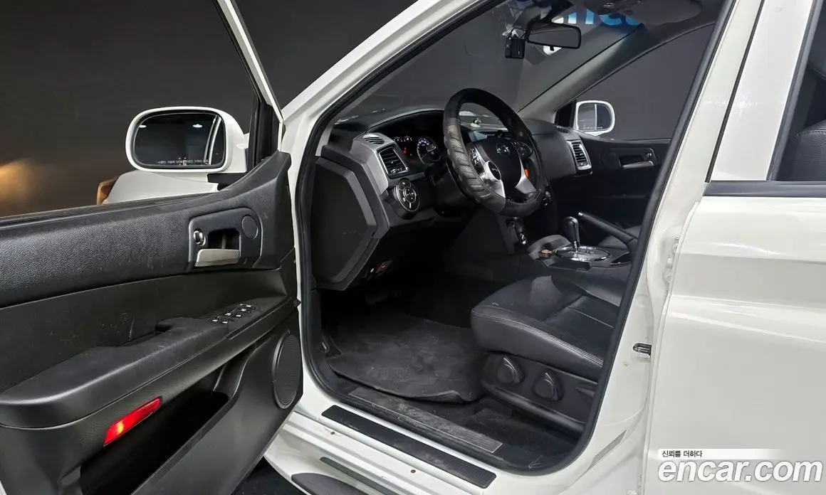 SsangYong Korando 2017 2.2 автомат (гидро), фото 10