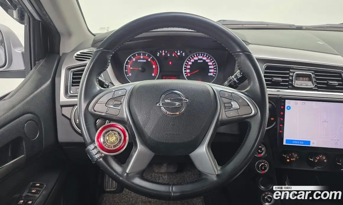 SsangYong Korando 2017 2.2 автомат (гидро), фото 14