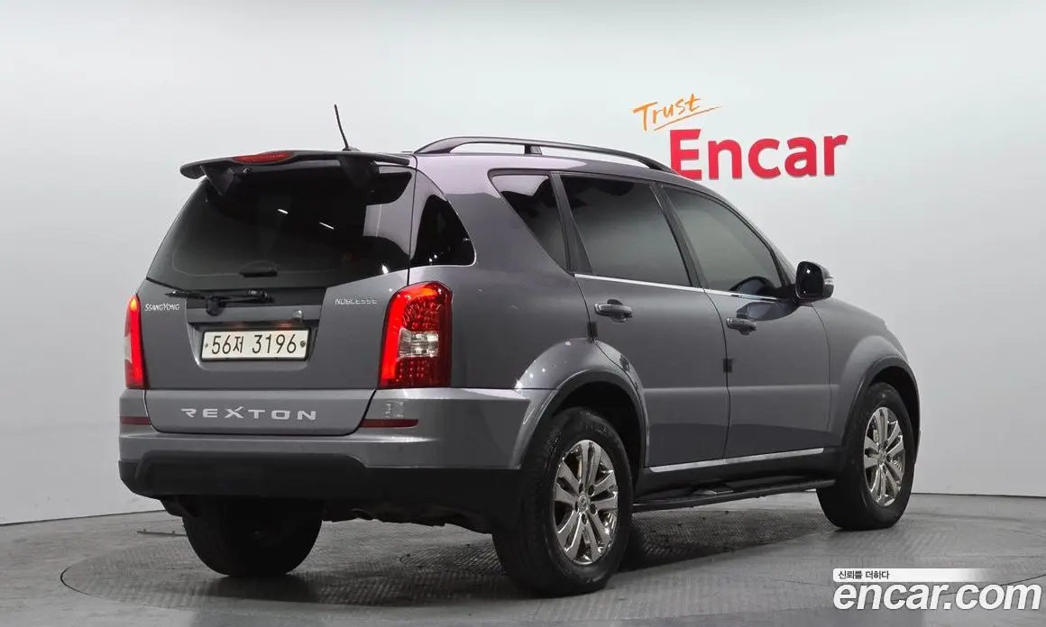 SsangYong Rexton 2014 2.0 автомат (гидро), фото 2 SsangYong Rexton 2014 2.0 автомат (гидро), фото 2