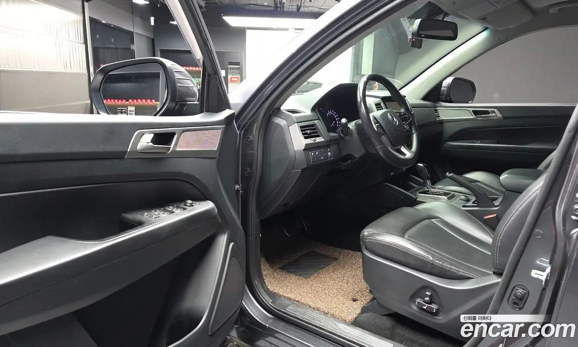 SsangYong Rexton 2018 2.2 автомат (гидро), фото 13 SsangYong Rexton 2018 2.2 автомат (гидро), фото 13