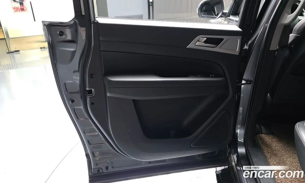 SsangYong Rexton 2018 2.2 автомат (гидро), фото 15 SsangYong Rexton 2018 2.2 автомат (гидро), фото 15