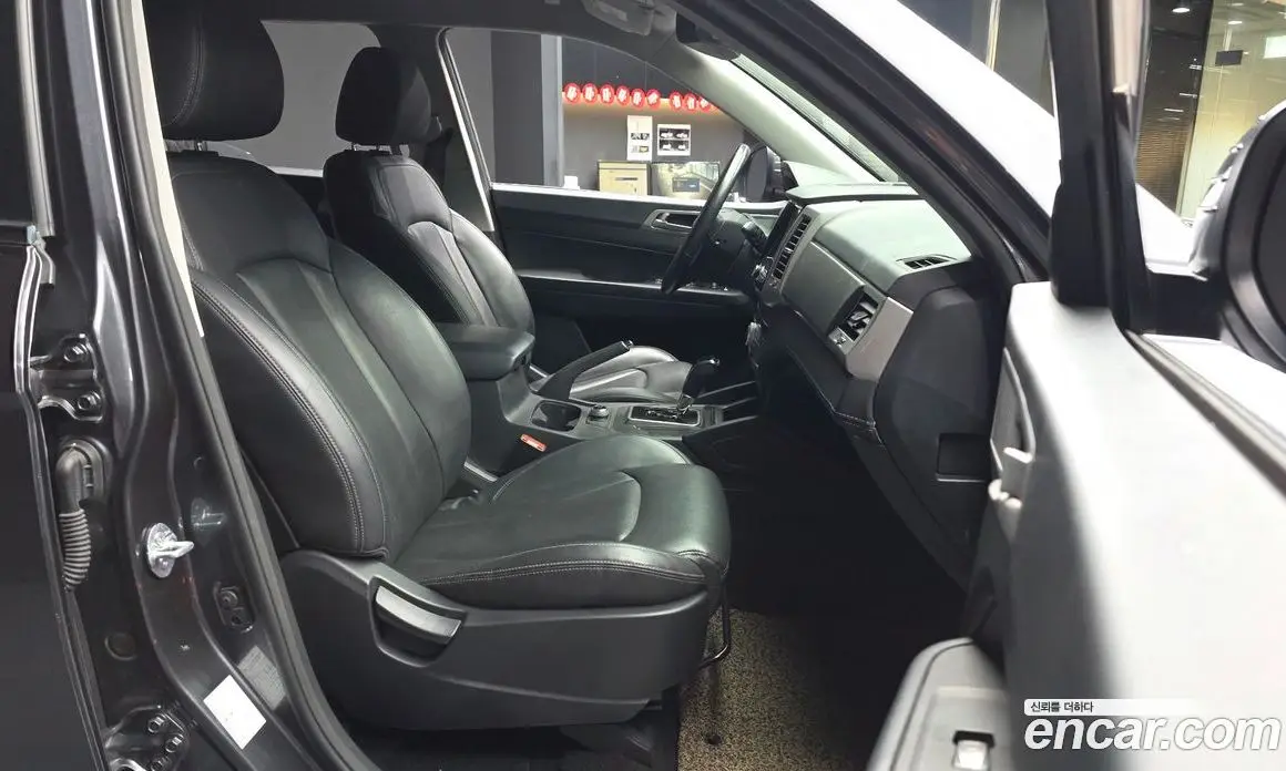 SsangYong Rexton 2018 2.2 автомат (гидро), фото 17 SsangYong Rexton 2018 2.2 автомат (гидро), фото 17