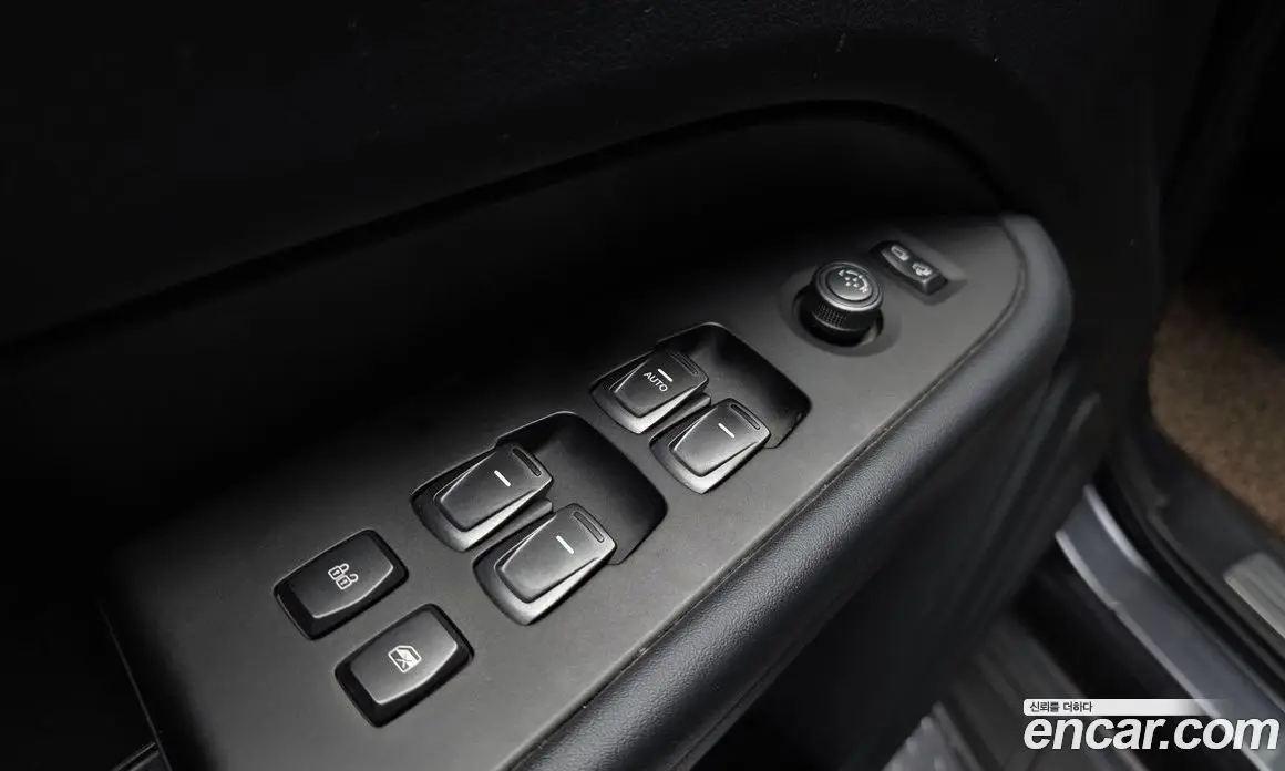 SsangYong Rexton 2018 2.2 автомат (гидро), фото 30 SsangYong Rexton 2018 2.2 автомат (гидро), фото 30