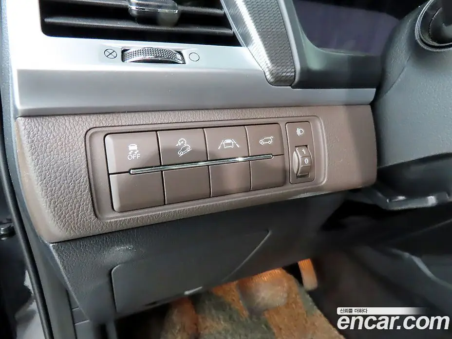 SsangYong Rexton 2021 2.2 автомат (гидро), фото 13 SsangYong Rexton 2021 2.2 автомат (гидро), фото 13