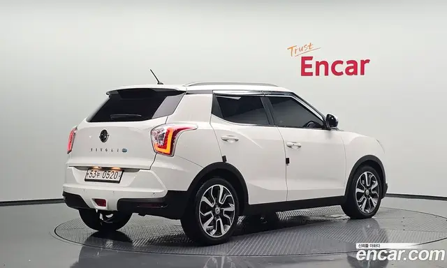 SsangYong TIBOLI 2015 1.6 автомат (гидро), миниатюра 2