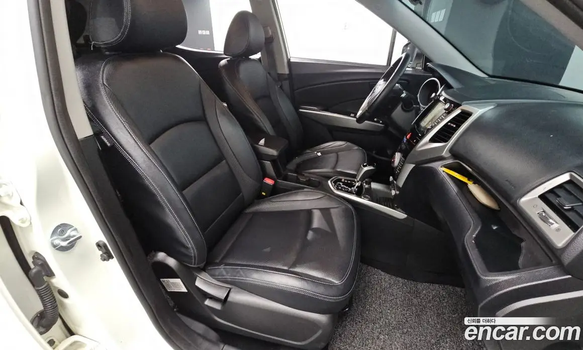 SsangYong TIBOLI 2015 1.6 автомат (гидро), фото 17