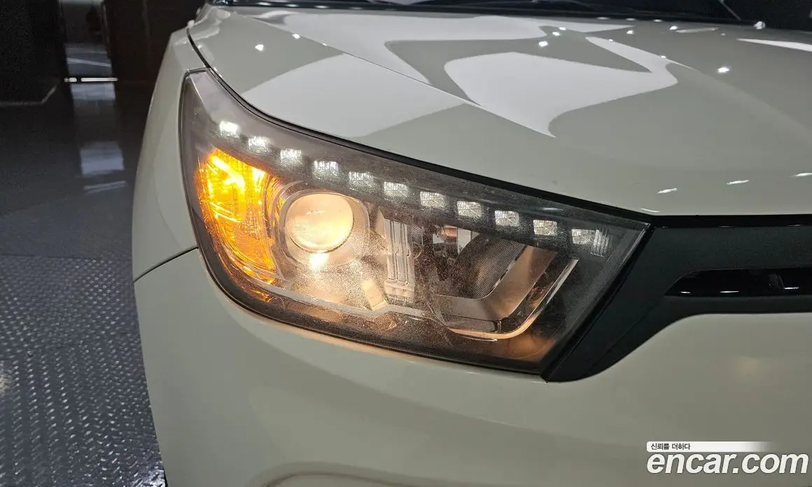 SsangYong TIBOLI 2015 1.6 автомат (гидро), фото 8