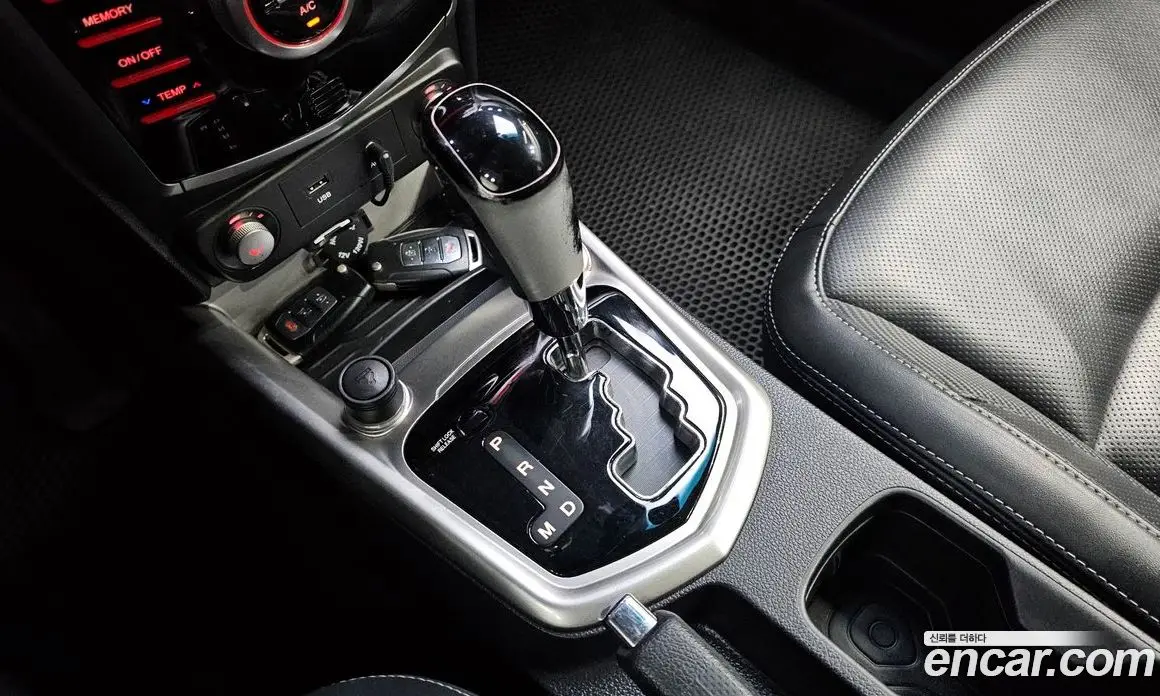 SsangYong TIBOLI 2015 1.6 автомат (гидро), фото 11 SsangYong TIBOLI 2015 1.6 автомат (гидро), фото 11