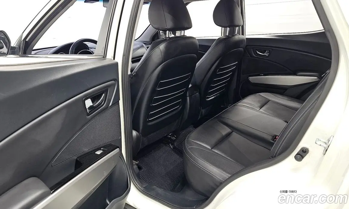 SsangYong TIBOLI 2015 1.6 автомат (гидро), фото 15 SsangYong TIBOLI 2015 1.6 автомат (гидро), фото 15