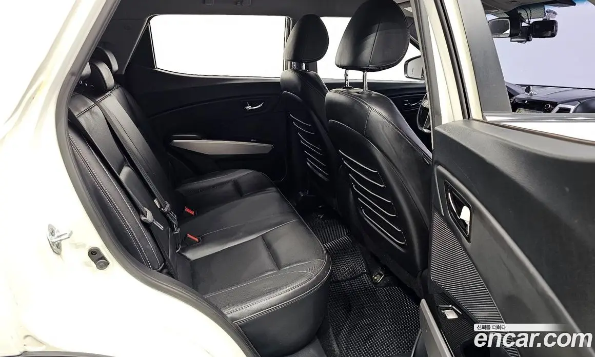 SsangYong TIBOLI 2015 1.6 автомат (гидро), фото 17 SsangYong TIBOLI 2015 1.6 автомат (гидро), фото 17