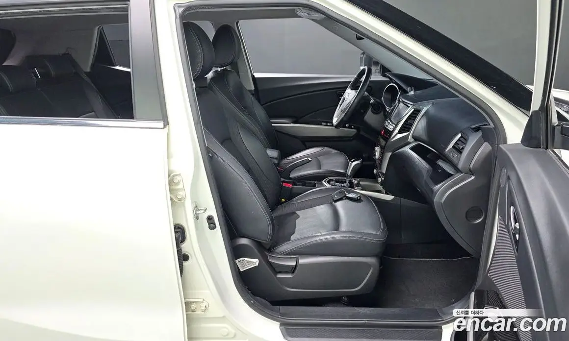 SsangYong TIBOLI 2016 1.6 автомат (гидро), фото 16 SsangYong TIBOLI 2016 1.6 автомат (гидро), фото 16