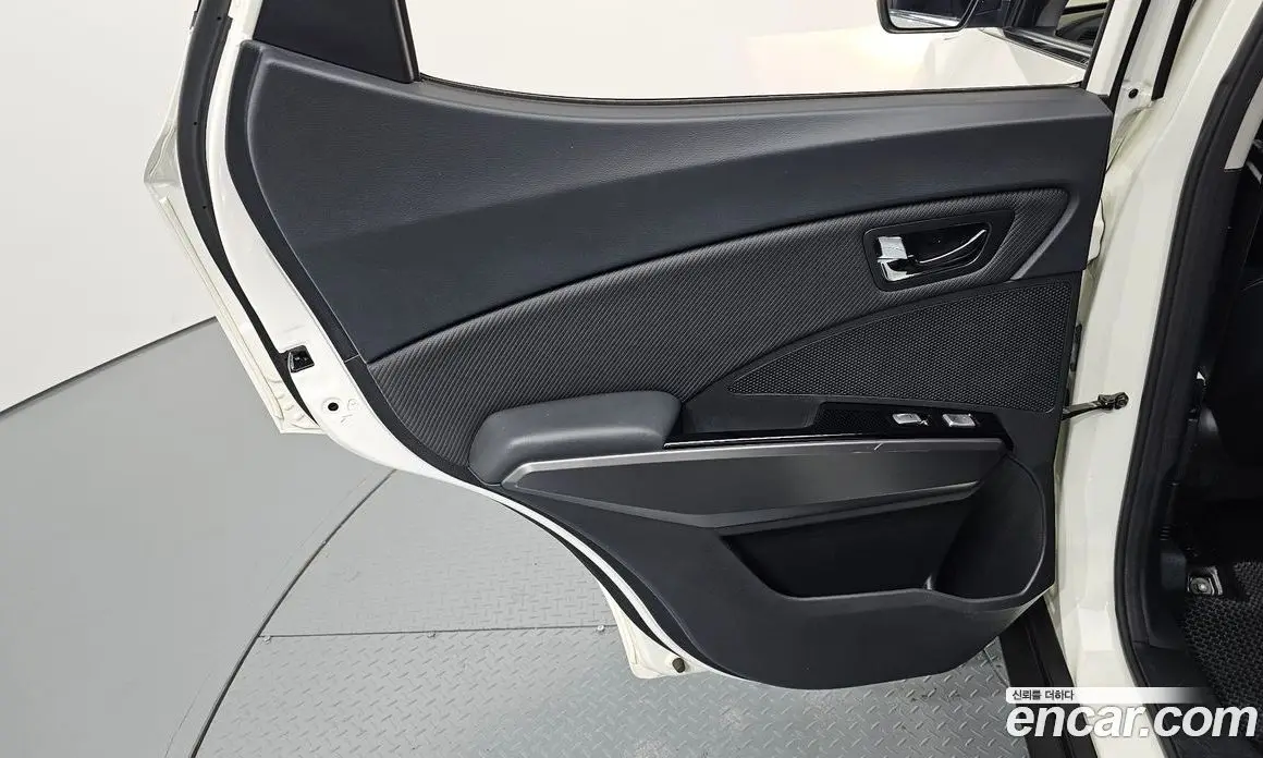 SsangYong TIBOLI 2017 1.6 автомат (гидро), фото 14