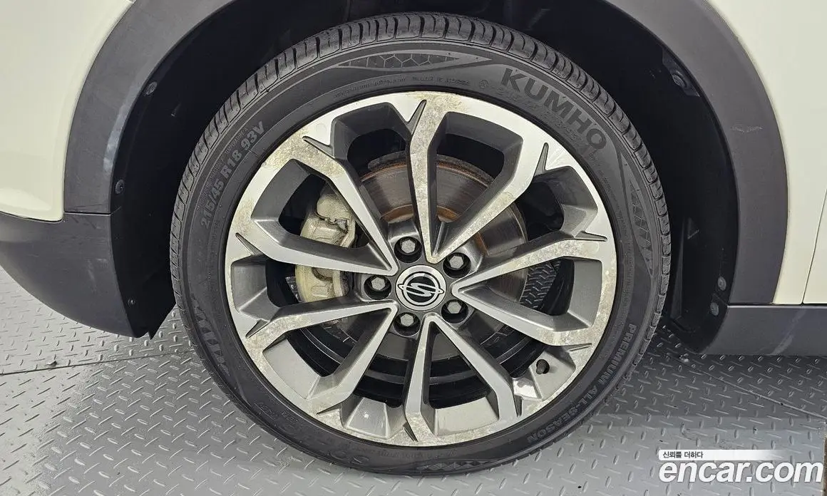 SsangYong TIBOLI 2017 1.6 автомат (гидро), фото 4