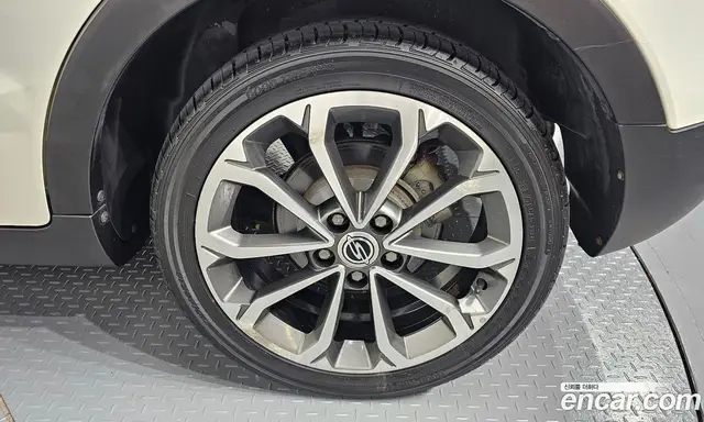 SsangYong TIBOLI 2017 1.6 автомат (гидро), миниатюра 6