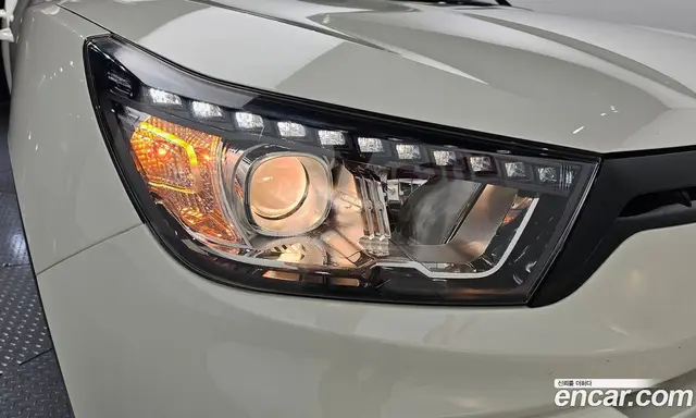 SsangYong TIBOLI 2017 1.6 автомат (гидро), миниатюра 7