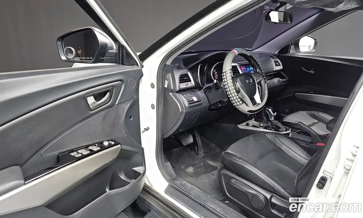 SsangYong TIBOLI 2018 1.6 автомат (гидро), фото 13