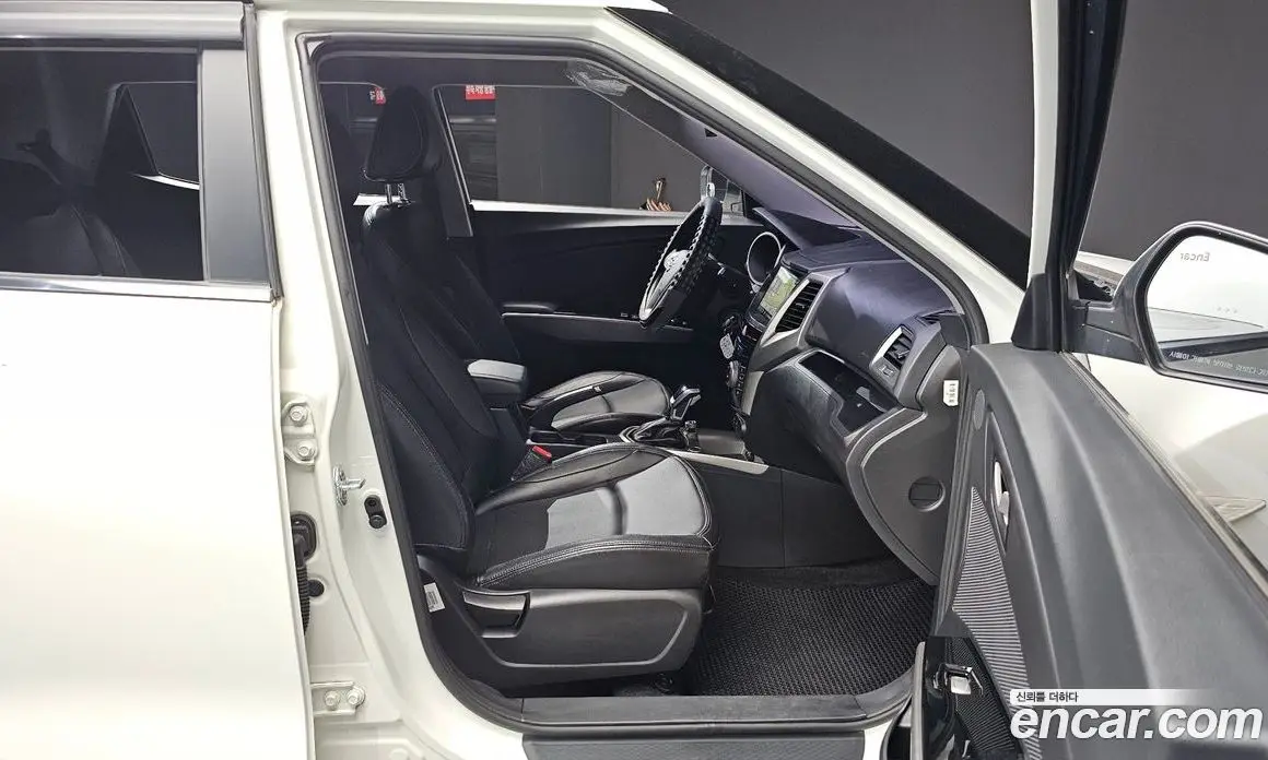 SsangYong TIBOLI 2018 1.6 автомат (гидро), фото 16