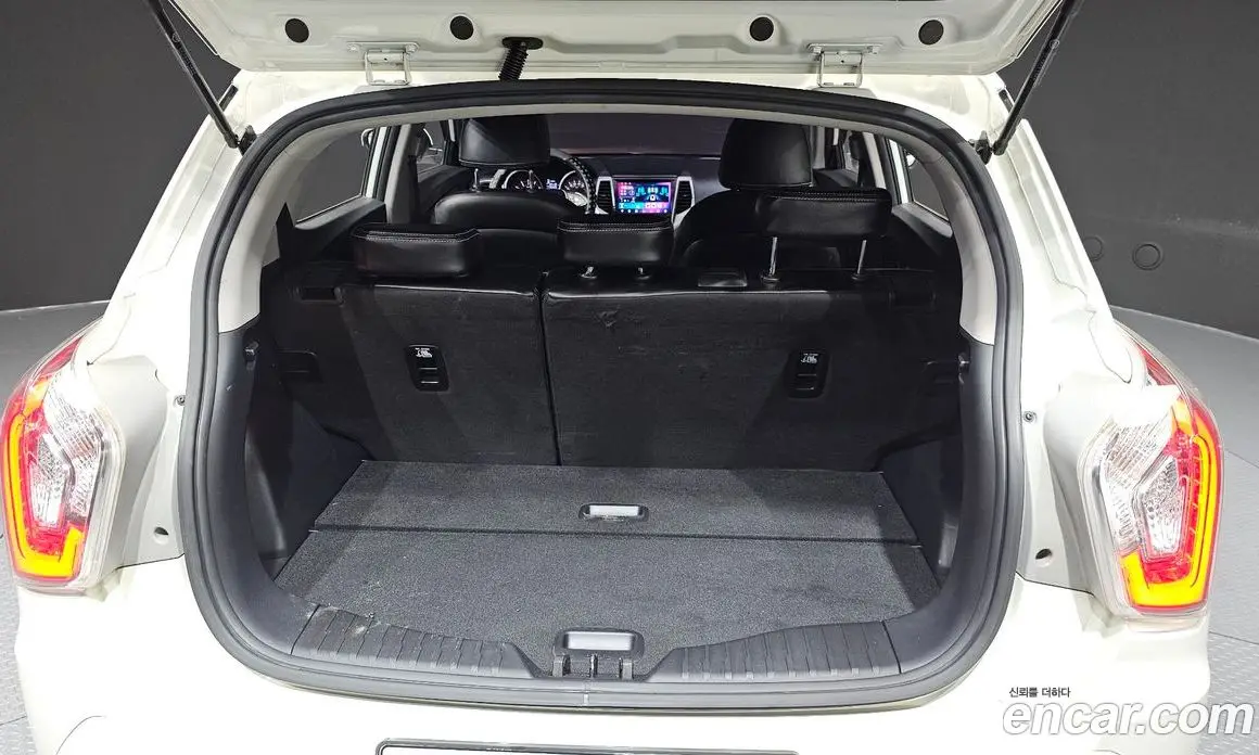 SsangYong TIBOLI 2018 1.6 автомат (гидро), фото 24