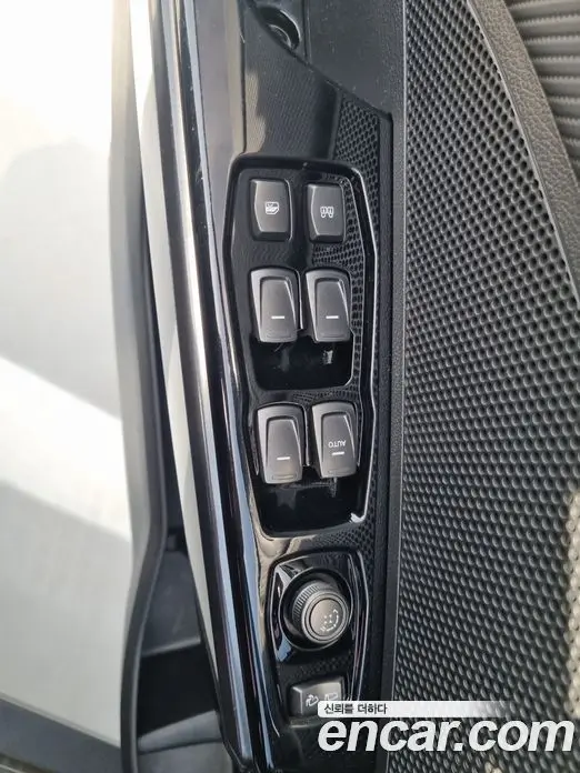 SsangYong TIBOLI 2021 1.5 автомат (гидро), фото 18 SsangYong TIBOLI 2021 1.5 автомат (гидро), фото 18
