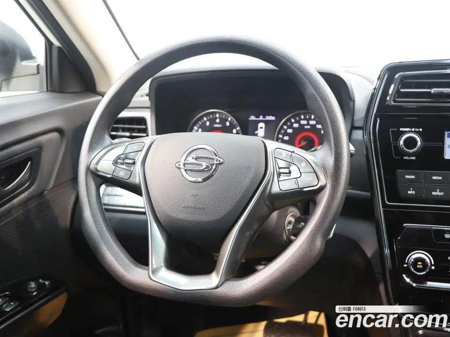 SsangYong TIBOLI 2022 1.5 автомат (гидро), фото 12 SsangYong TIBOLI 2022 1.5 автомат (гидро), фото 12