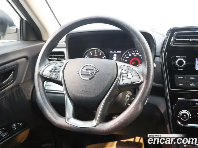 SsangYong TIBOLI 2022 1.5 автомат (гидро), миниатюра 12