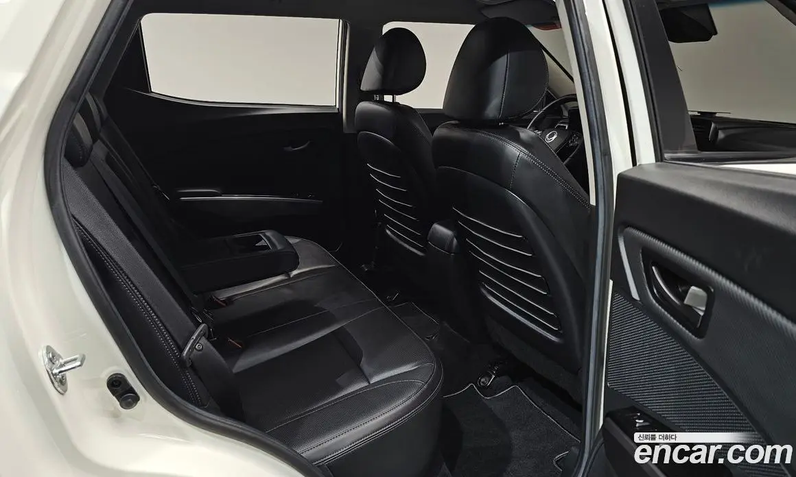 SsangYong TIBOLI 2024 1.6 автомат (гидро), фото 16