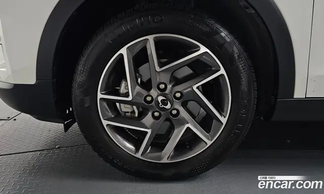 SsangYong TIBOLI 2024 1.6 автомат (гидро), миниатюра 4