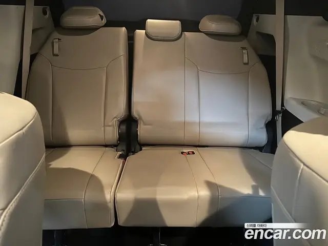Toyota Sienna 2021 2.5 автомат (гидро), миниатюра 10 Toyota Sienna 2021 2.5 автомат (гидро), миниатюра 10