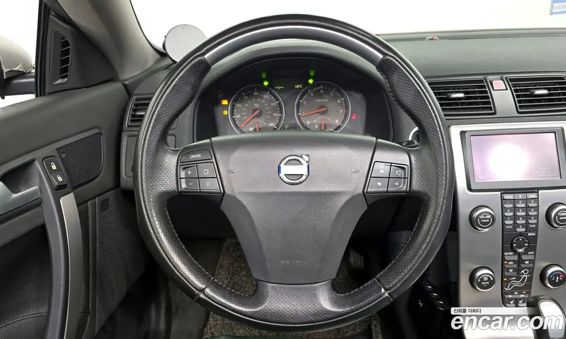 Volvo C70 2007 2.5 автомат (гидро), фото 13 Volvo C70 2007 2.5 автомат (гидро), фото 13
