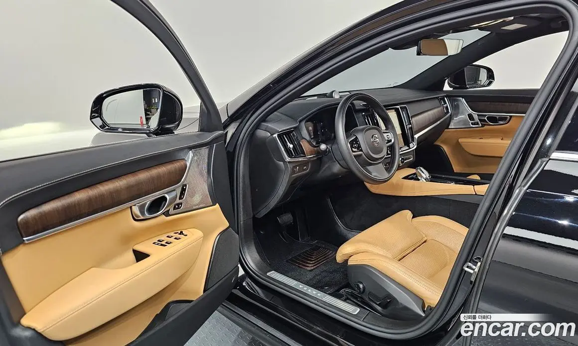 Volvo S90 2022 2.0 автомат (гидро), фото 13 Volvo S90 2022 2.0 автомат (гидро), фото 13