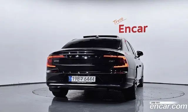 Volvo S90 2022 2.0 автомат (гидро), миниатюра 4 Volvo S90 2022 2.0 автомат (гидро), миниатюра 4
