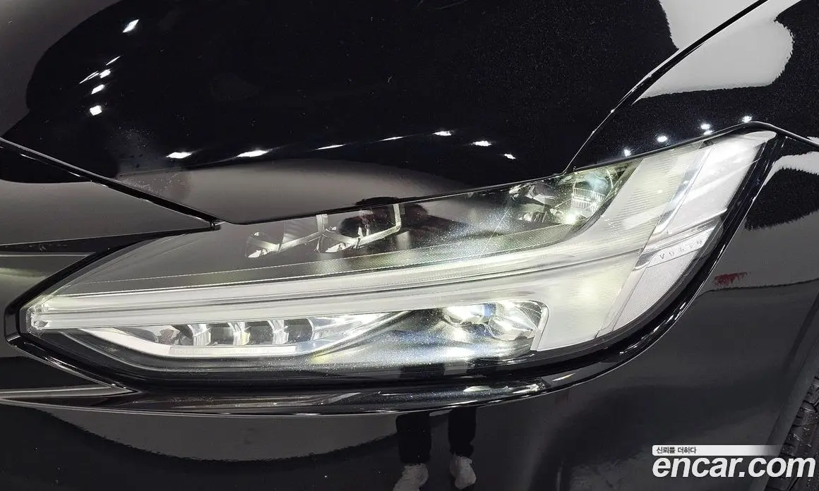 Volvo S90 2022 2.0 автомат (гидро), фото 8 Volvo S90 2022 2.0 автомат (гидро), фото 8