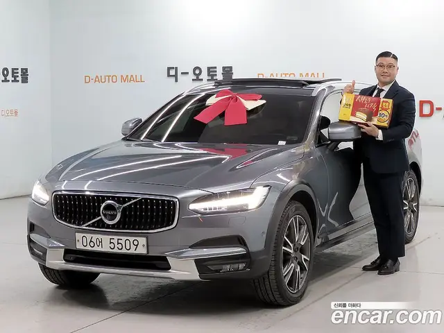 Volvo V90 2018 2.0 автомат (гидро), миниатюра 1 Volvo V90 2018 2.0 автомат (гидро), миниатюра 1
