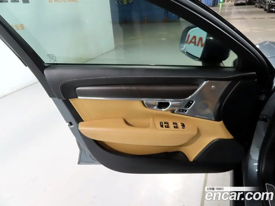 Volvo V90 2018 2.0 автомат (гидро), фото 13 Volvo V90 2018 2.0 автомат (гидро), фото 13