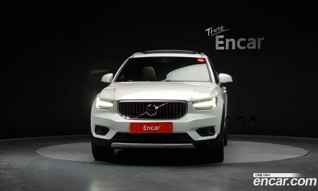 Volvo XC40 2019 2.0 автомат (гидро), миниатюра 3 Volvo XC40 2019 2.0 автомат (гидро), миниатюра 3