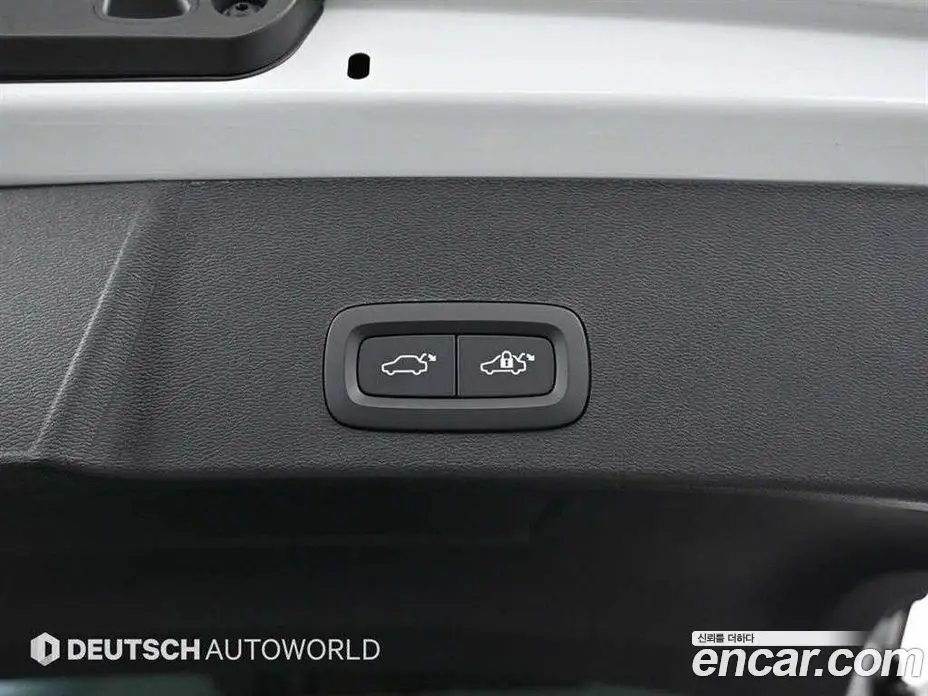 Volvo XC40 2024 0.2 автомат (гидро), фото 20 Volvo XC40 2024 0.2 автомат (гидро), фото 20