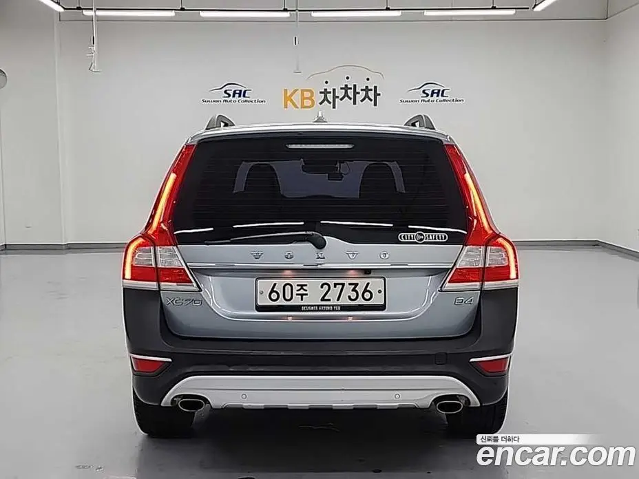 Volvo XC70 2015 2.0 автомат (гидро), фото 3 Volvo XC70 2015 2.0 автомат (гидро), фото 3