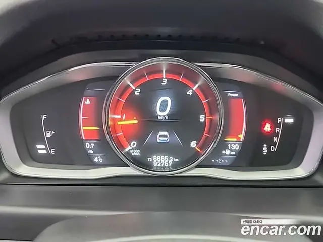 Volvo XC70 2015 2.0 автомат (гидро), миниатюра 6 Volvo XC70 2015 2.0 автомат (гидро), миниатюра 6