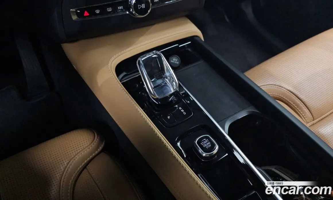 Volvo XC90 2022 2.0 автомат (гидро), фото 11 Volvo XC90 2022 2.0 автомат (гидро), фото 11