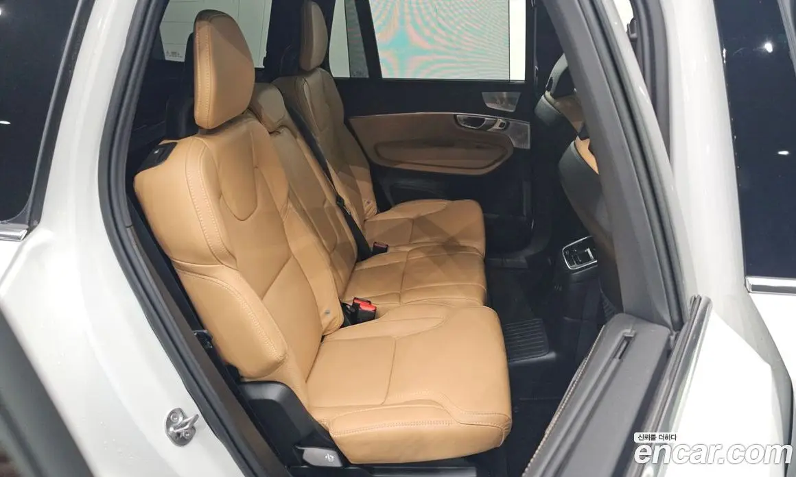 Volvo XC90 2022 2.0 автомат (гидро), фото 16 Volvo XC90 2022 2.0 автомат (гидро), фото 16